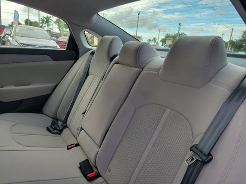 Used 2019 Hyundai Sonata ECO image 11