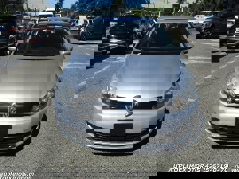 Used 2013 Volkswagen Golf 4-Door image 8
