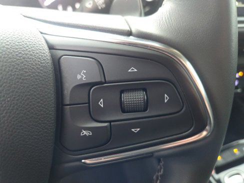 Used 2022 Buick Envision Essence w/ Technology Package I image 17