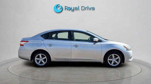 Used 2015 Nissan Sentra S image 7