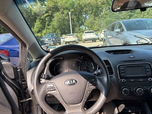 Used 2017 Kia Forte LX w/ LX Popular Package image 20
