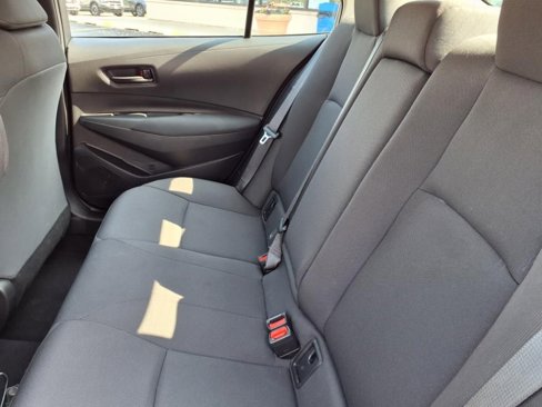 Used 2022 Toyota Corolla LE image 15