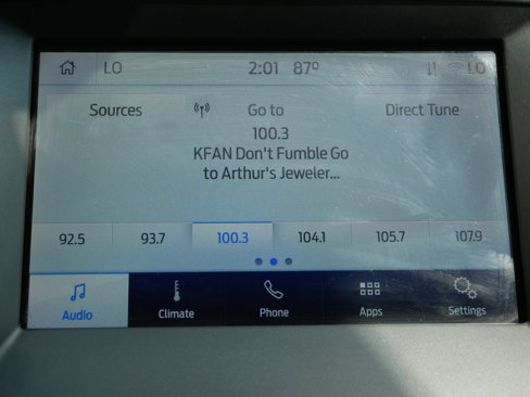 Used 2020 Ford Edge SE image 13