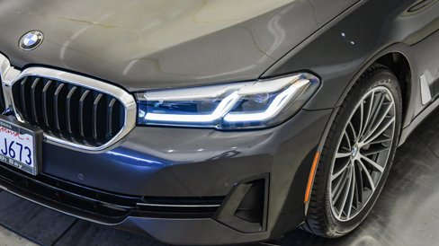 Certified 2021 BMW 530i w/ Convenience Package image 9
