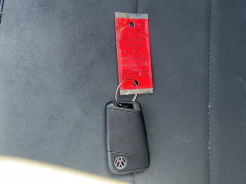 Certified 2022 Volkswagen Taos SE w/ IQ.Drive SE Package image 32