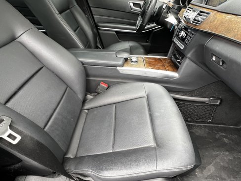 Used 2015 Mercedes-Benz E 250 BlueTEC Sedan image 46