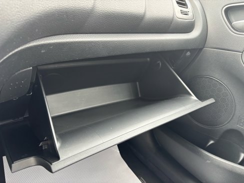 Used 2018 Kia Forte LX w/ LX Rear Camera Package image 38