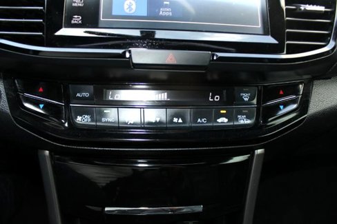 Used 2017 Honda Accord EX-L image 26