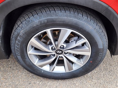 Used 2020 Hyundai Santa Fe SEL w/ Convenience Package image 16