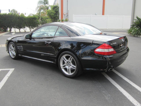 Used 2007 Mercedes-Benz SL 550 w/ AMG Sport Pkg image 5