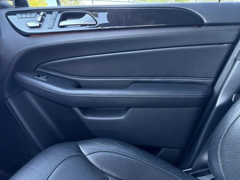 Used 2018 Mercedes-Benz GLE 43 AMG 4MATIC image 22
