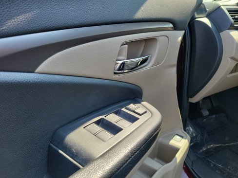 Used 2017 Honda Pilot EX image 18