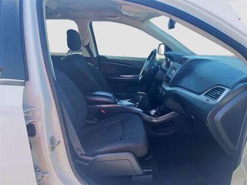 Used 2018 Dodge Journey SE w/ Popular Equipment Group image 28