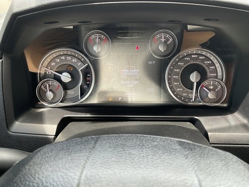 Used 2015 RAM 1500 Limited image 25