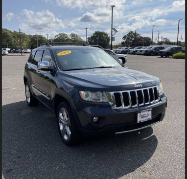 Used 2012 Jeep Grand Cherokee Limited image 2