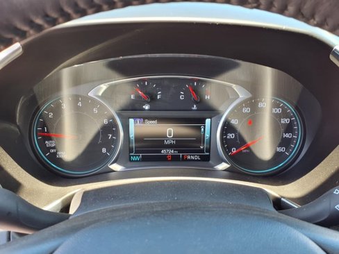 Used 2018 Chevrolet Equinox Premier image 9