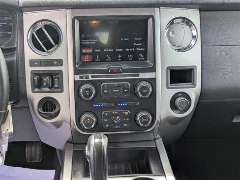 Used 2016 Ford Expedition XLT w/ Equipment Group 202A image 21