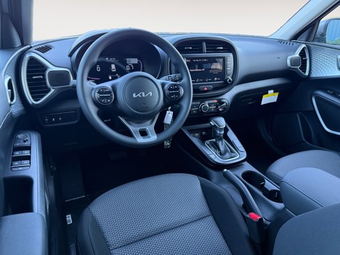 New 2025 Kia Soul LX image 15