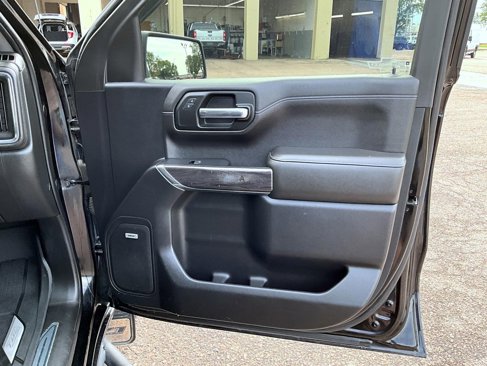 Used 2019 Chevrolet Silverado 1500 LTZ w/ LTZ Premium Package image 17