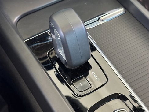 Certified 2025 Volvo S60 B5 Core image 20