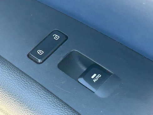 Used 2016 Hyundai Sonata Limited w/ Option Group 02 image 36
