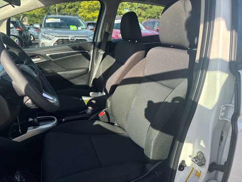 Used 2019 Honda Fit LX image 12