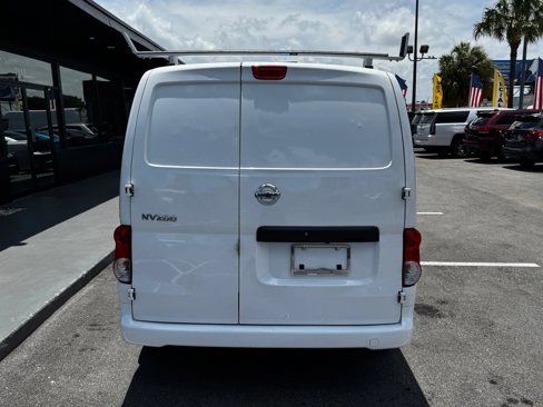 Used 2021 Nissan NV200 S image 9