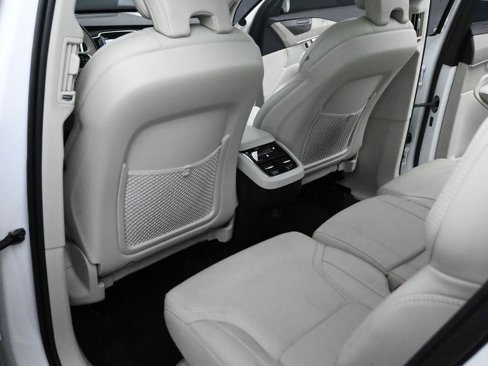 Certified 2024 Volvo XC90 B6 Ultimate w/ Protection Package Premier image 31