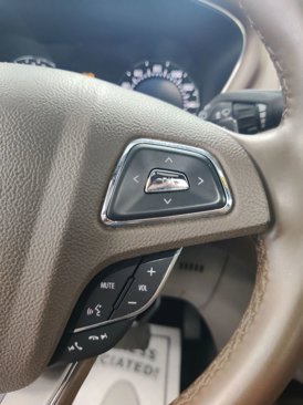 Used 2017 Lincoln MKC Reserve image 22