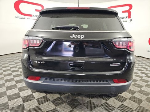 Certified 2022 Jeep Compass Latitude w/ Convenience Group image 6