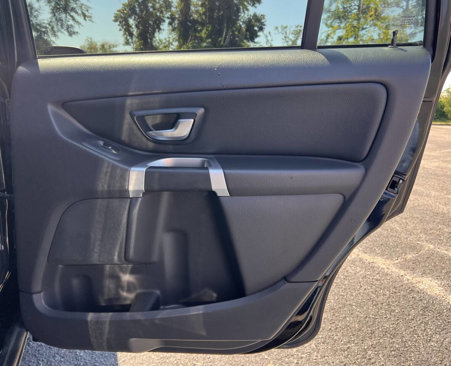 Used 2014 Volvo XC90 3.2 w/ Climate Package image 19