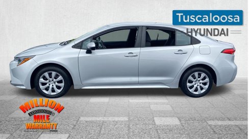 Used 2022 Toyota Corolla LE image 5