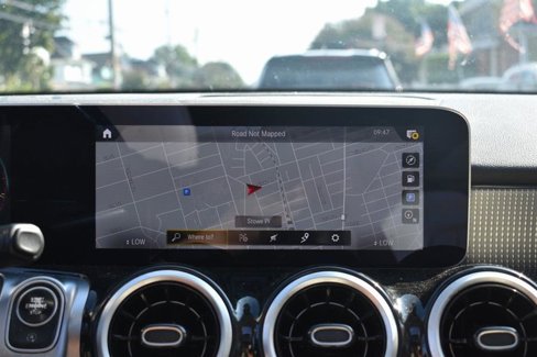 Used 2021 Mercedes-Benz GLB 250 4MATIC image 15