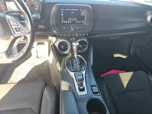 Used 2023 Chevrolet Camaro LT image 17