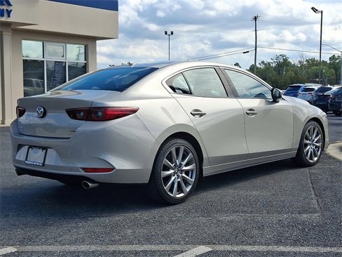 Used 2022 MAZDA MAZDA3 s image 6