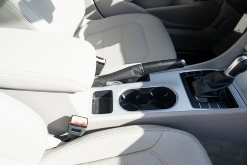 Used 2013 Volkswagen Passat TDI SE image 41