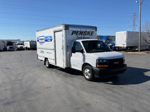 Used 2022 GMC Savana 3500 Extended w/ Power Convenience Package image 1