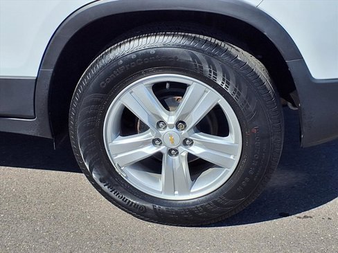 Used 2020 Chevrolet Trax LS image 22
