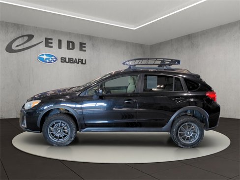 Used 2017 Subaru Crosstrek 2.0i Premium w/ Moonroof Package image 8