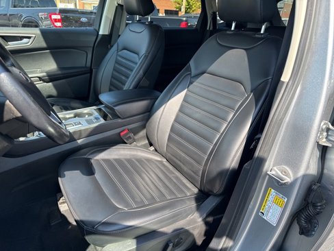 Certified 2022 Ford Edge SEL w/ Convenience Package image 11
