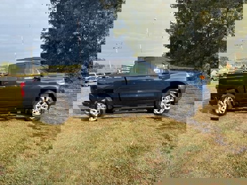 Used 2022 Chevrolet Silverado 1500 Custom image 11
