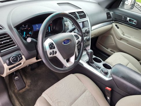 Used 2013 Ford Explorer 4WD w/ Class III Trailer Tow Pkg image 14