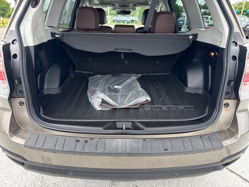 Used 2018 Subaru Forester 2.5i Touring w/ Popular Package #2 image 5