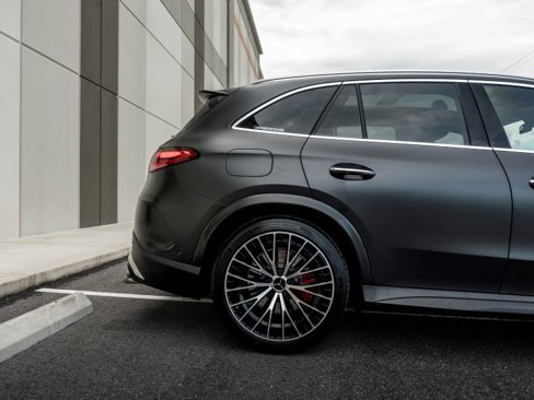 Used 2024 Mercedes-Benz GLC 43 AMG 4MATIC image 11