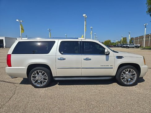 Used 2012 Cadillac Escalade ESV Luxury image 5