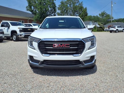 Used 2022 GMC Terrain SLE w/ Driver Convenience Package image 2