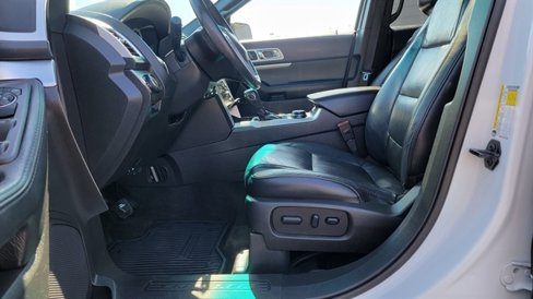 Used 2015 Ford Explorer XLT w/ Equipment Group 202B image 10