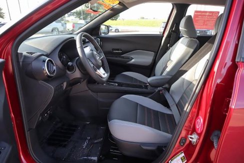 Certified 2024 Nissan Kicks SR w/ SR Premium Package image 17