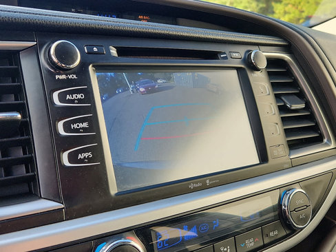 Used 2015 Toyota Highlander XLE image 21