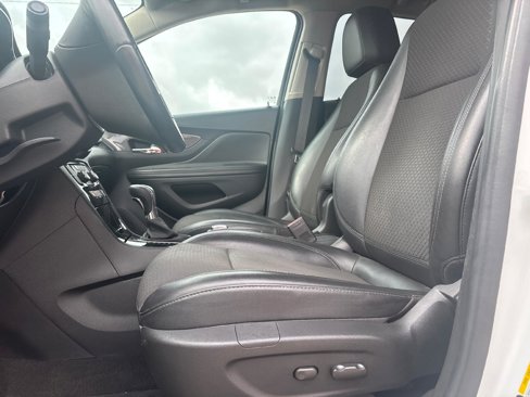 Used 2019 Buick Encore Preferred image 15